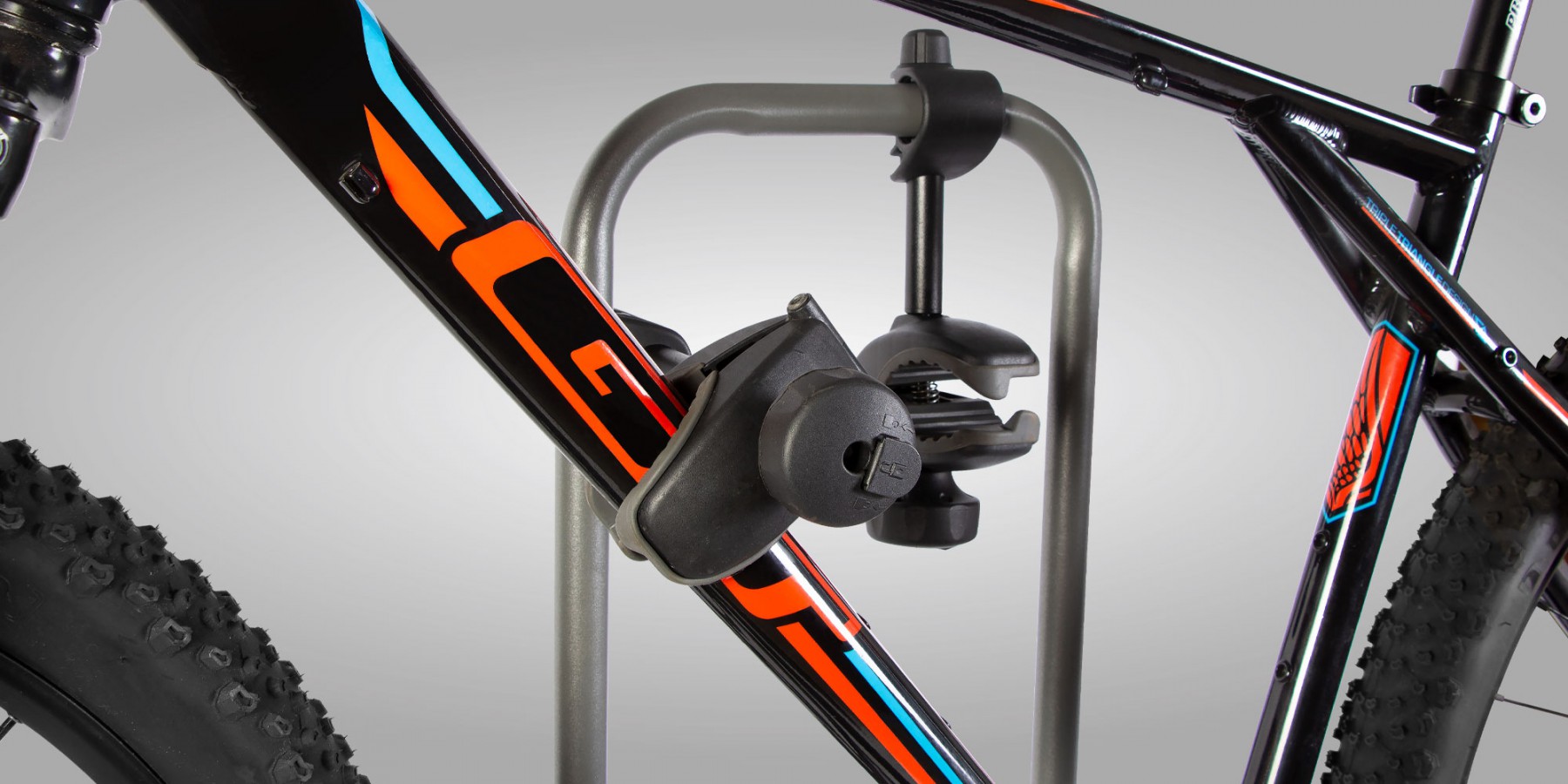 Rack Portabicicleta Auto Camioneta BuzzRack E-HORNET H2 - Imagen 2